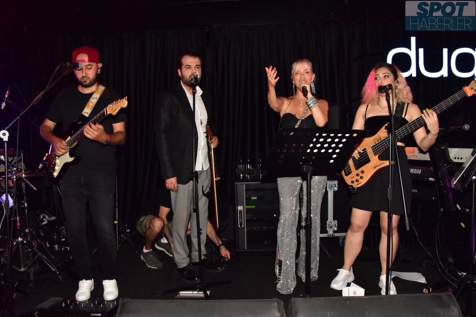 Duqqan Sahne Hız Kesmeden Konserlere Devam Ediyor