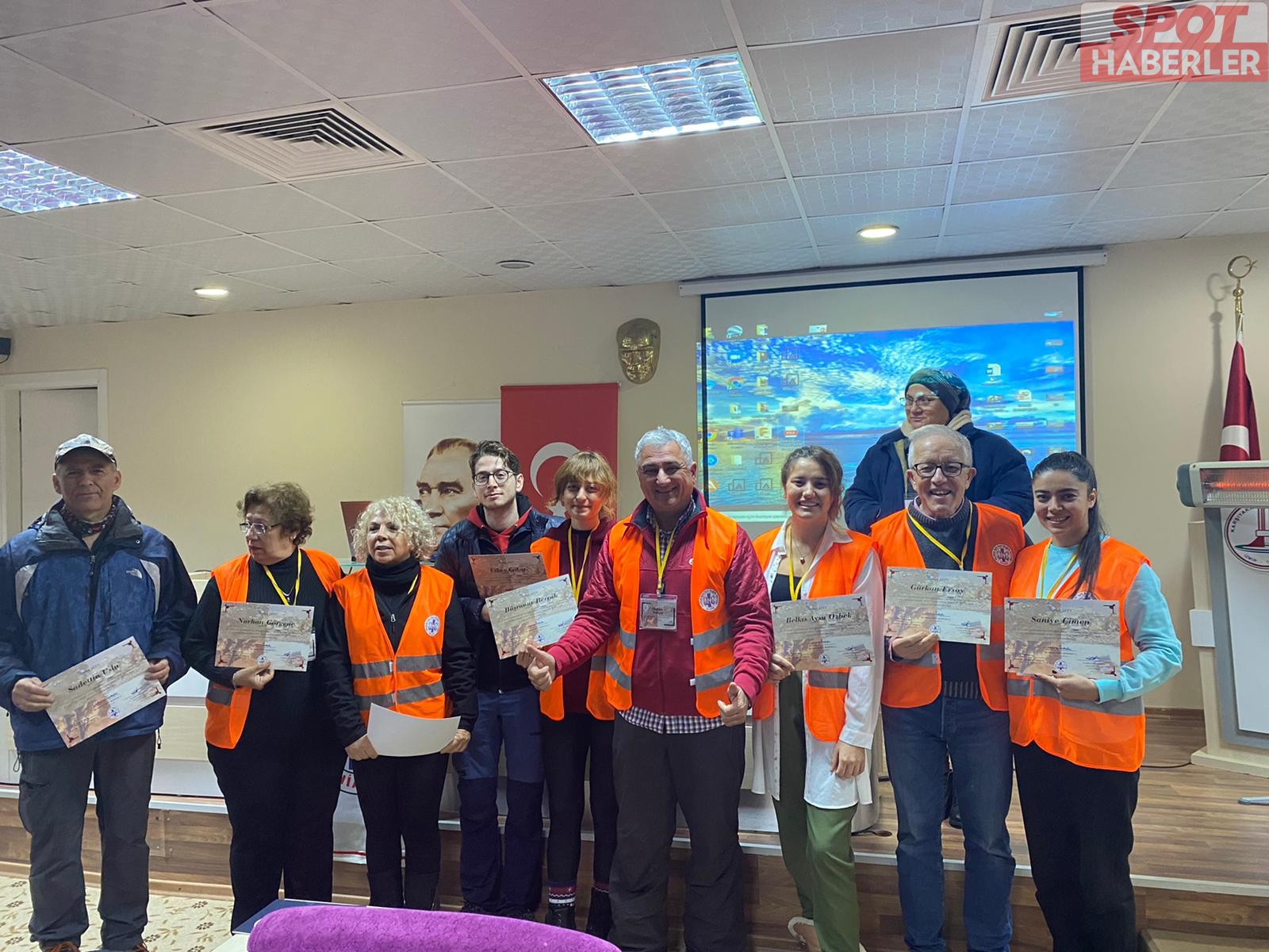 Herkes için Sağlık Derneği gönüllü afet yönetimi takımı kurdu