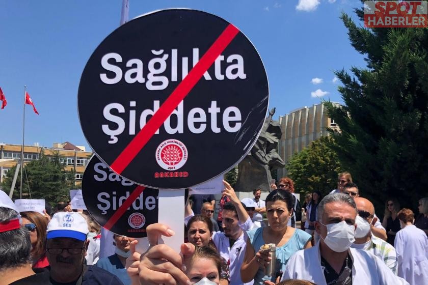 Haziran ayında 42 sağlık çalışanı şiddete maruz kaldı