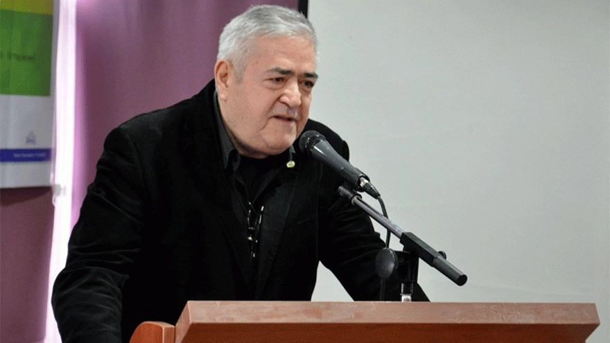 İzmir Kent Konseyi başkanı Adnan Oğuz Akyarlı hayatını kaybetti