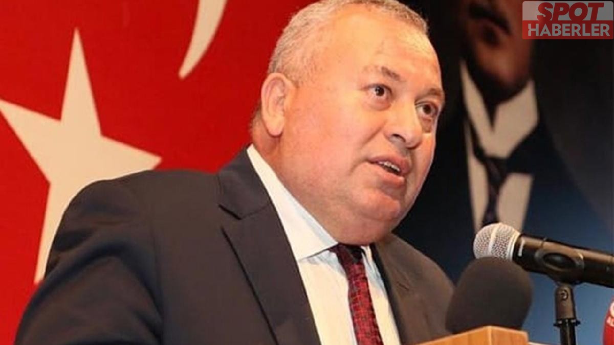 Cemal Enginyurt, Canlı Yayında Gazetecinin Üzerine Yürüdü! Ortalık Karıştı