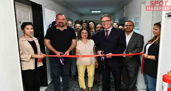 Çiğli Belediyesi Mülteci Danışma Ofisi açıldı