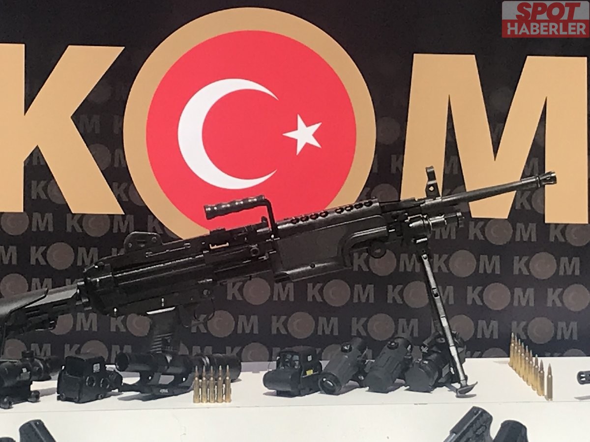 İstanbul’da Sahte Polisin Evinden Adeta Cephanelik Çıktı!