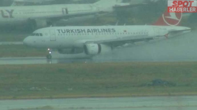 Sağanak yağış hava ulaşımını etkiledi, uçaklar İstanbul’a inemedi!