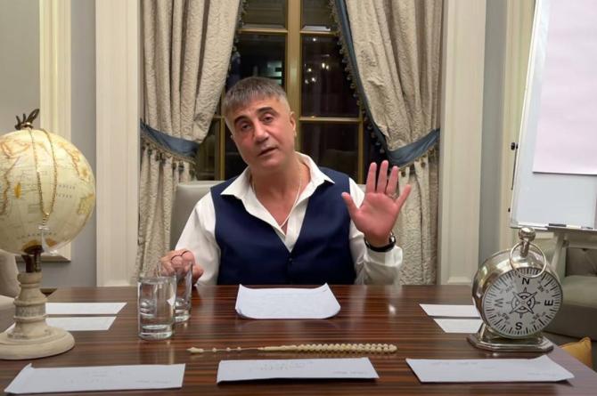 Sedat Peker, evine saldırı düzenleneceğini ‘biliyormuş’; “Vallahi çok eğleneceğiz”