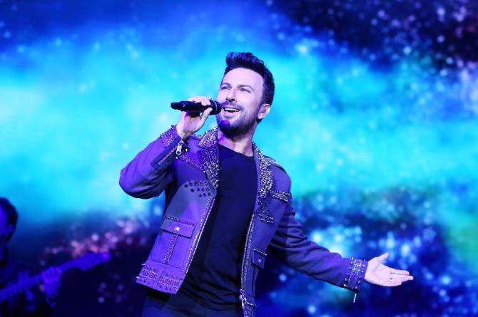 Tarkan konser ücretini 3 kuruma bağışlayacak