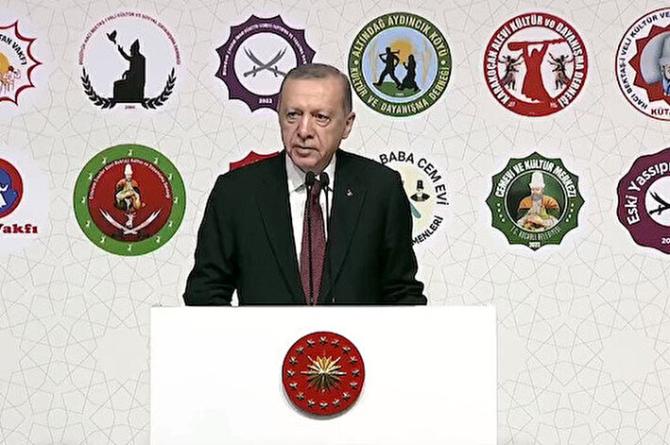 Erdoğan: Kültür ve Cemevleri başkanlığı kuruluyor
