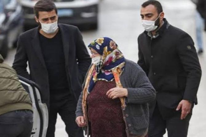 Eşini öldüren 76 yaşındaki kadına ev hapsi cezası