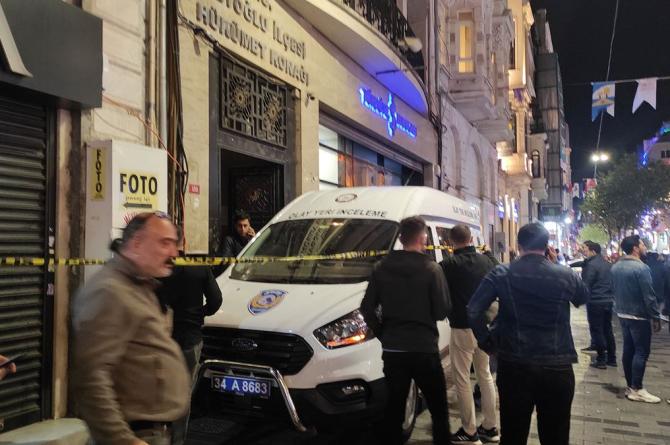 Taksim’de nöbet tutan polis intihar girişiminde bulundu