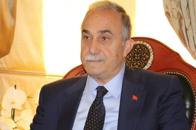 Ahmet Eşref Fakıbaba, AKP’den ve milletvekilliğinden istifa etti: İYİ Parti’ye katılıyor