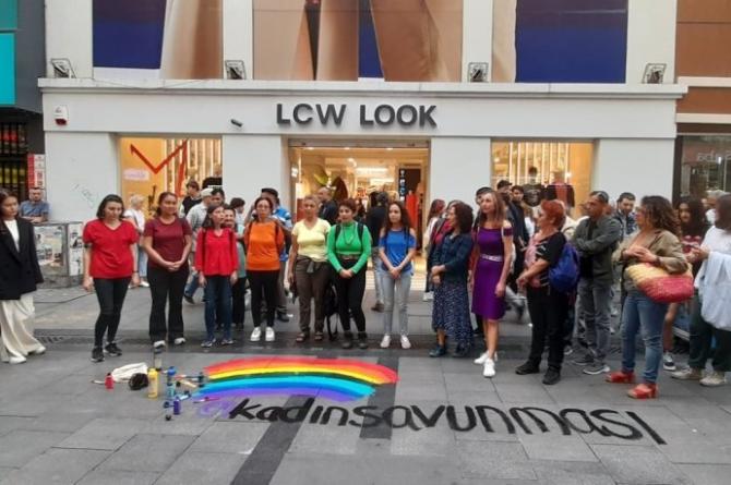 LCW’ye LGBTİ+ protestosu: Gökkuşağından moru koparamazsınız