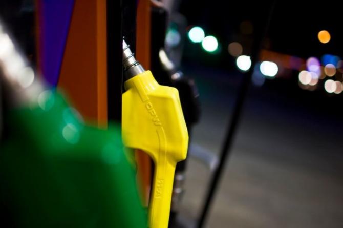Motorine bu geceden itibaren zam geliyor
