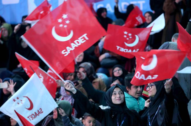 Kongreye hazırlanan Saadet Partisi’ne gazetesinden uyarı: ‘İçimizdeki gizli ve sinsi AKP’liler’
