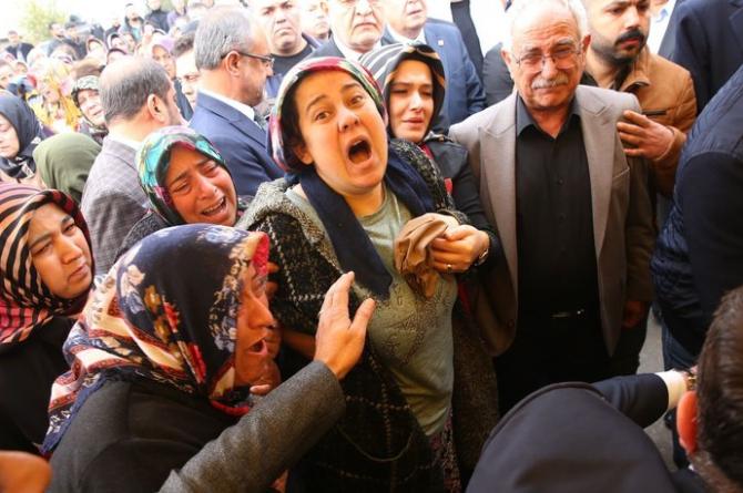 En acı veda: Roketli saldırıda şehit olan 5 yaşındaki Şehit Hasan son yolculuğuna uğurlandı