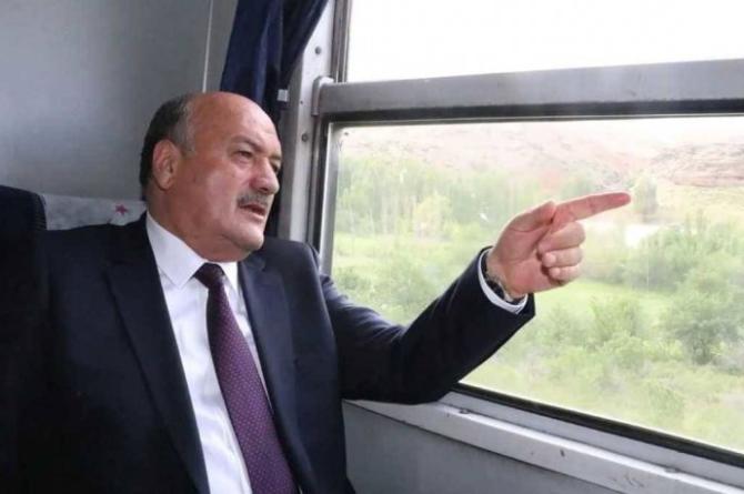 Belgelenen rüşvetin ardından muhalefetten Karaman’a istifa çağrısı