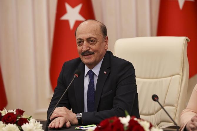 Bakan Bilgin tarih verdi: Sözleşmeli memurlar kadrolu olacak