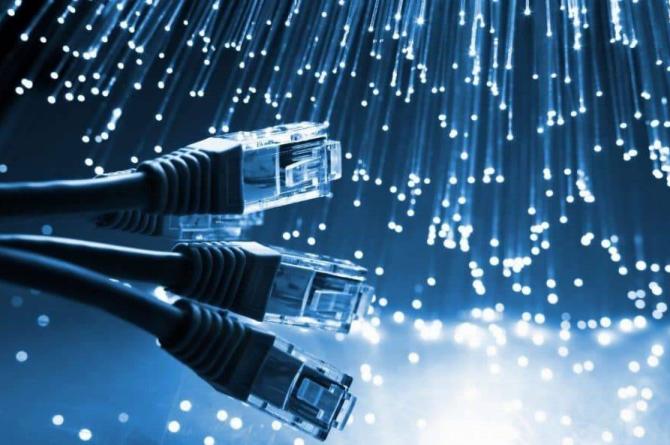 Can Ataklı: Bu iktidar işine gelmediği her anda bir düğmeye basarak ülkedeki bütün haberleşmeyi kesebilir