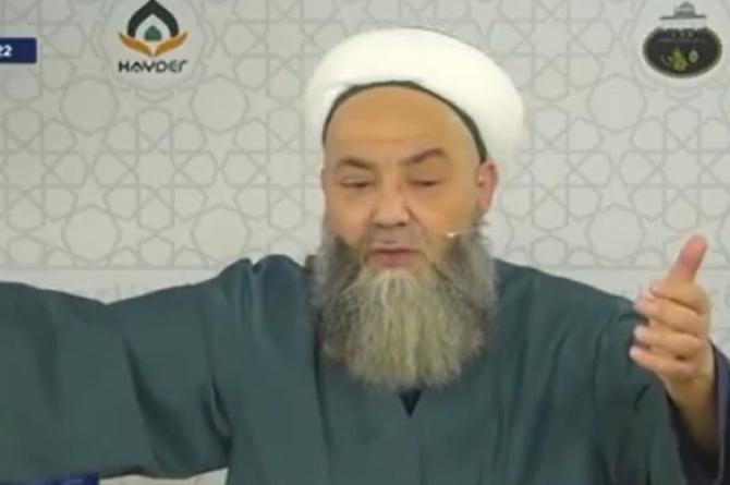 Cübbeli’den imam hatiplere ağır sözler