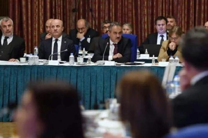 CHP ‘çocuklar aç’ dedi, AKP’nin yanıtı tepki çekti: ‘Amma da abarttı’