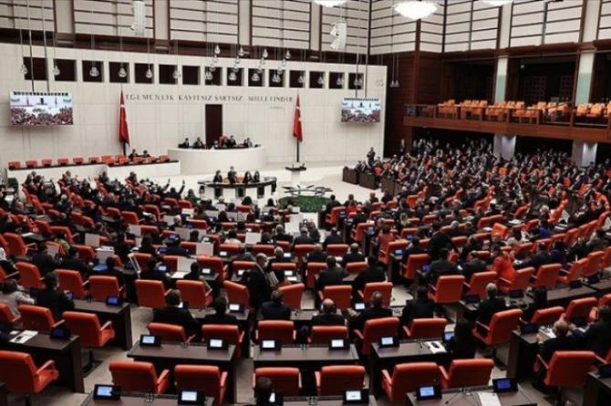 AKP ve MHP öğrencilere bir öğün yemek teklifini reddetti!