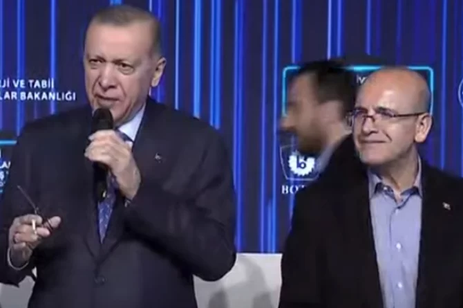 Erdoğan ve Şimşek’ten anlamlı fotoğraf: Nebati gidici mi?