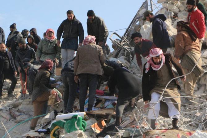 Kahramanmaraş’taki deprem Suriye’yi de vurdu: Ölü sayısı 2 bin 530’a yükseldi