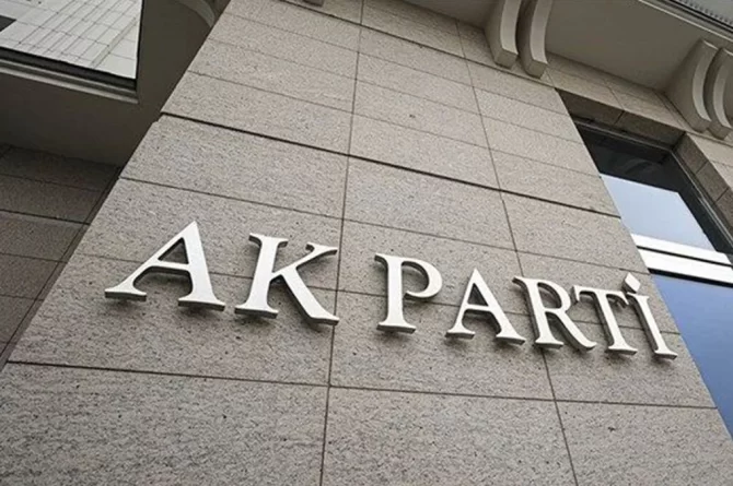 AK Parti’de beş ilin başkanları değişti