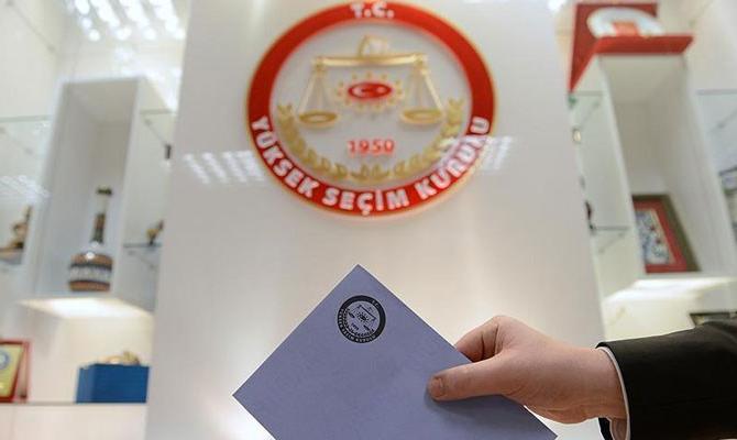 YSK üç cumhurbaşkanı adaylığı başvurusunu reddetti