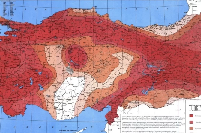 Vatandaş diken üstünde: ‘En güvenli yer’ deniyordu, diri fay hattı ortaya çıktı!