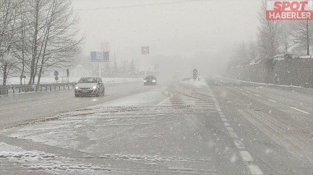 İstanbul ve Ankara’dan sonra bir kar haberi de İzmir’den