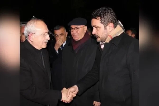 Kemal Kılıçdaroğlu ile görüntüleri çıkan AKP’li vekil savunmaya geçti: Karşılamadım, karşılaştık