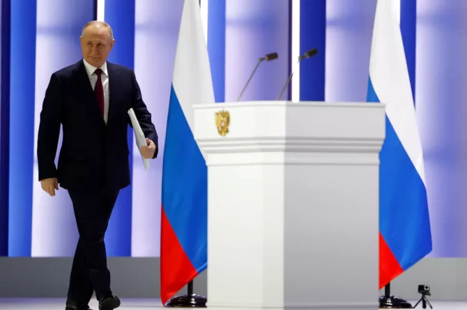 Putin’in paralarını yakın arkadaşı mı akladı?