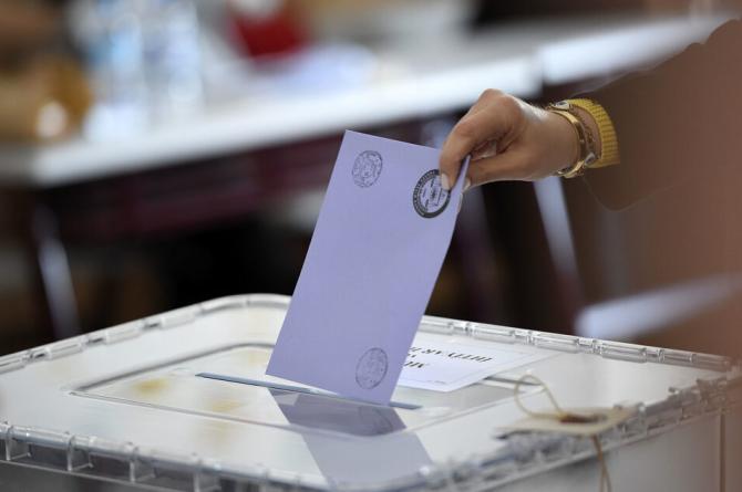 Seçim günü yasakları ve uygulamaları Resmi Gazete’de yayımlandı