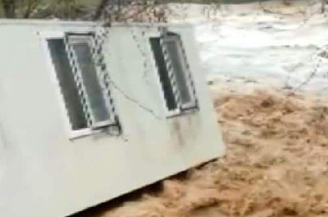 Adıyaman’da sel: Konteyner suya kapıldı 1 kişi öldü 4 kişi kayıp