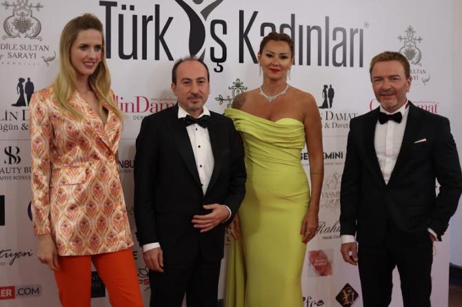 TÜRK İŞ KADINLARI ADİLE SULTAN SARAYI’NDA BULUŞUYOR