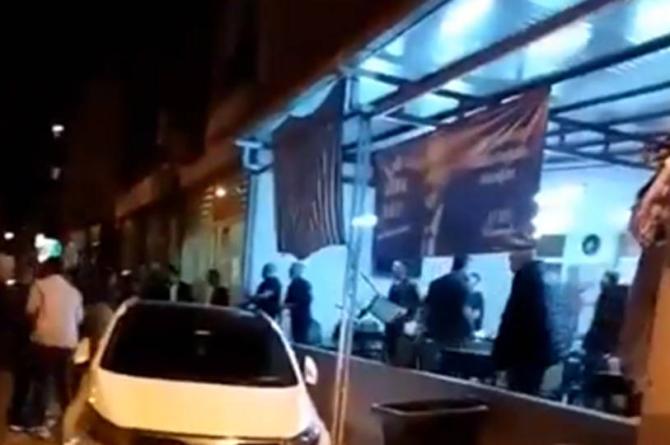 CHP’nin İzmir’deki seçim bürosuna saldırı