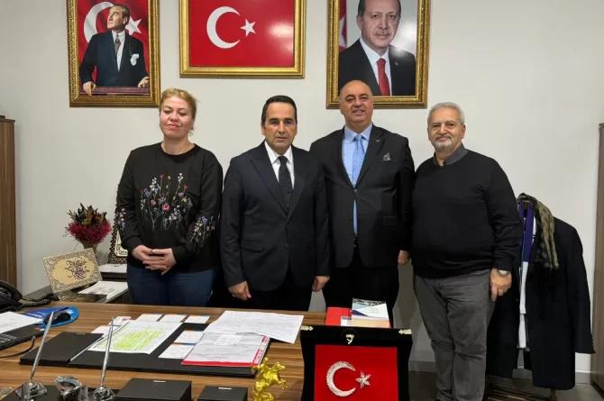 Yüzüncüyıl Gazeteciler Derneği’nden Esat Kalay’a ziyaret