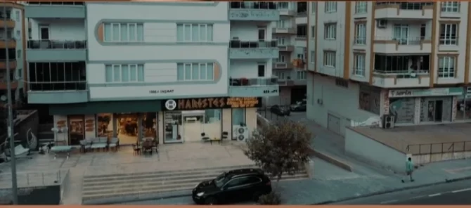 Haristes Yine Harikalar Yaratıyor