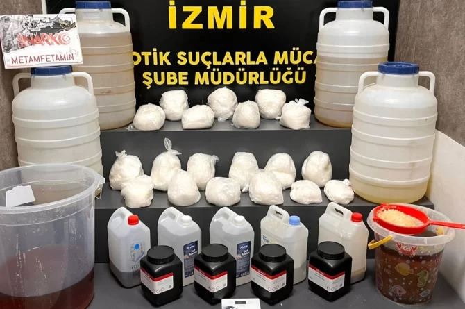 Narkotik ekiplerinden 112 kilo metamfetamin ile İzmir’de rekor yakalama