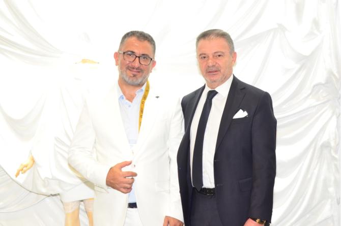 İJS DE HEYKELLERİ İLE GÜNDEM OLAN STAND