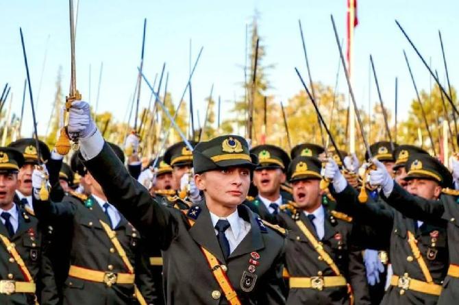 Mansur Yavaş ve Ekrem İmamoğlu’ndan teğmen tepkisi