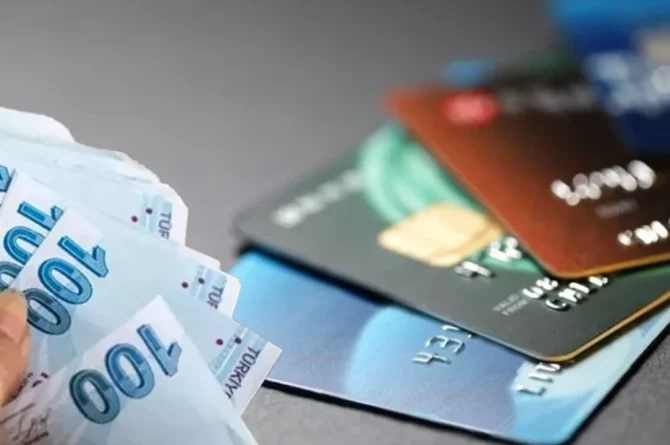 BDDK açıkladı: Kredi kartı limitleri düşürülecek mi?