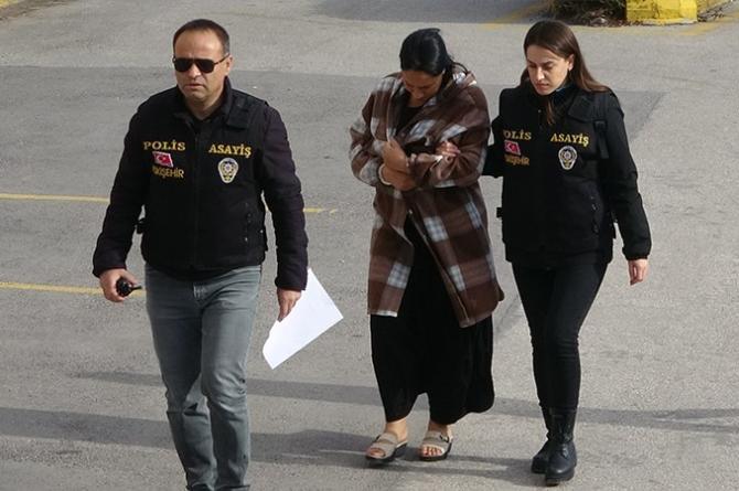 291 yıl hapis cezasıyla aranıyordu! Yakalandı