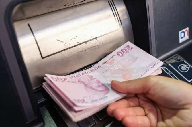 2025 düzenlemesi: ATM’lerde para çekme limiti yükseliyor