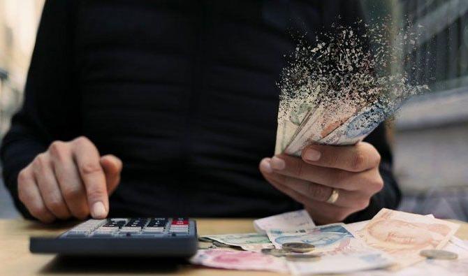Çalışanlara şok üstüne şok! Maaşlar düşecek!