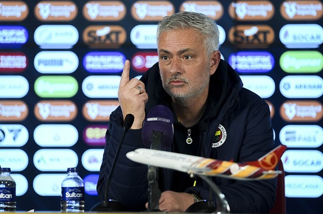 Jose Mourinho’dan sert sözler