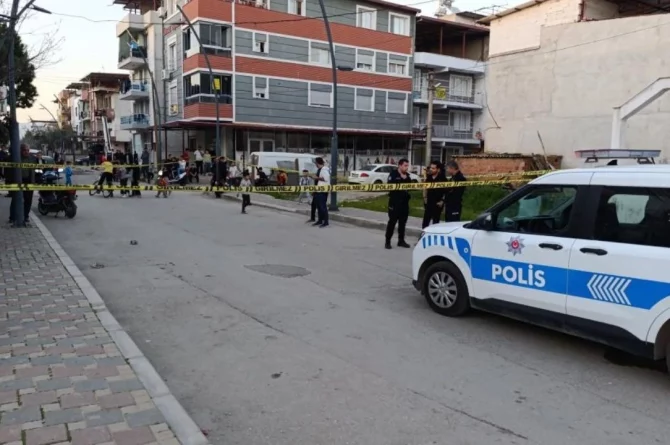 İzmir’de Silahlı Kavga!