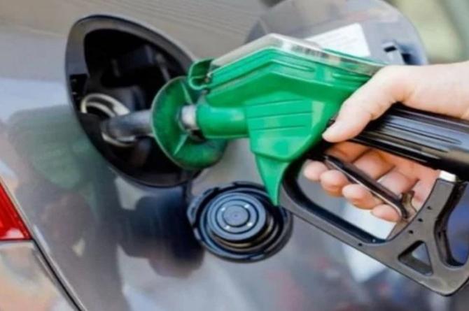 Benzine bu gece zam geliyor