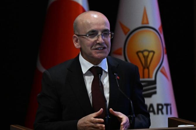 Bakan Şimşek, Uluslararası Yatırımcılarla Kritik Görüşme Yapacak
