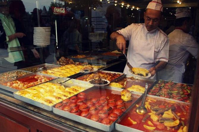 İzmir’de 50 TL’ye Doyurucu Öğün!